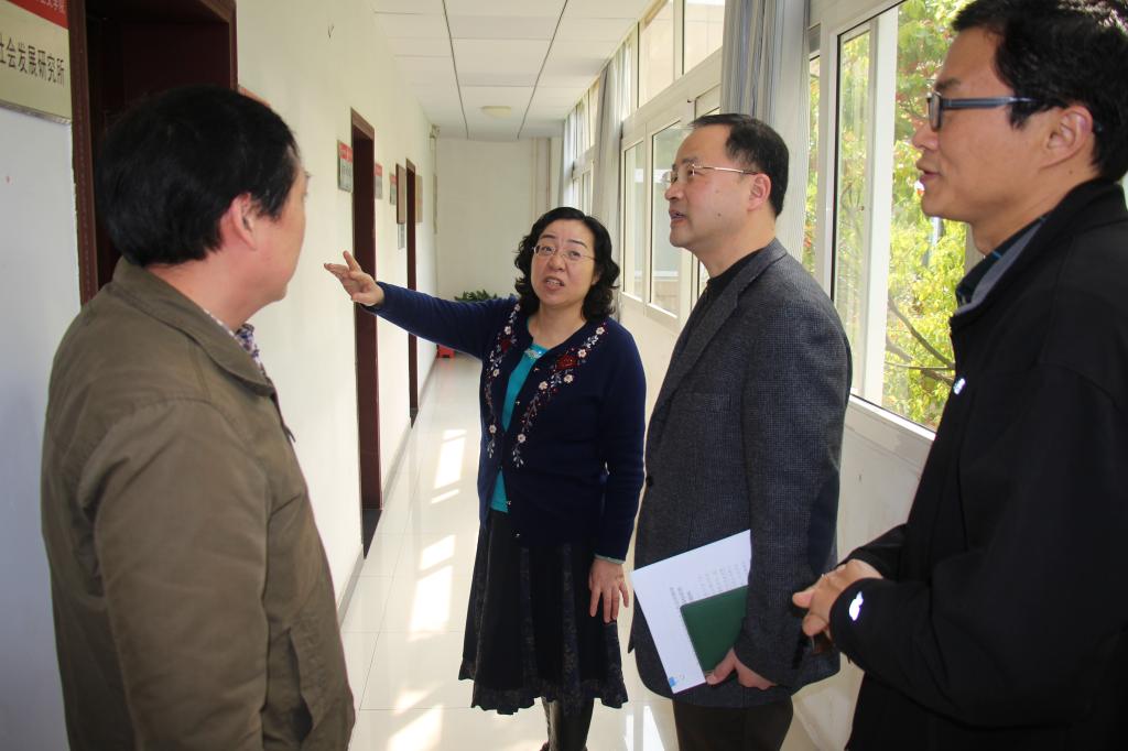 校党委书记何光彩赴Bwin必赢调研